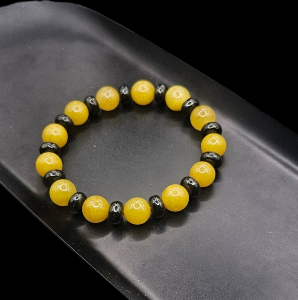 Jade Bracelet - Picture 4 of 12